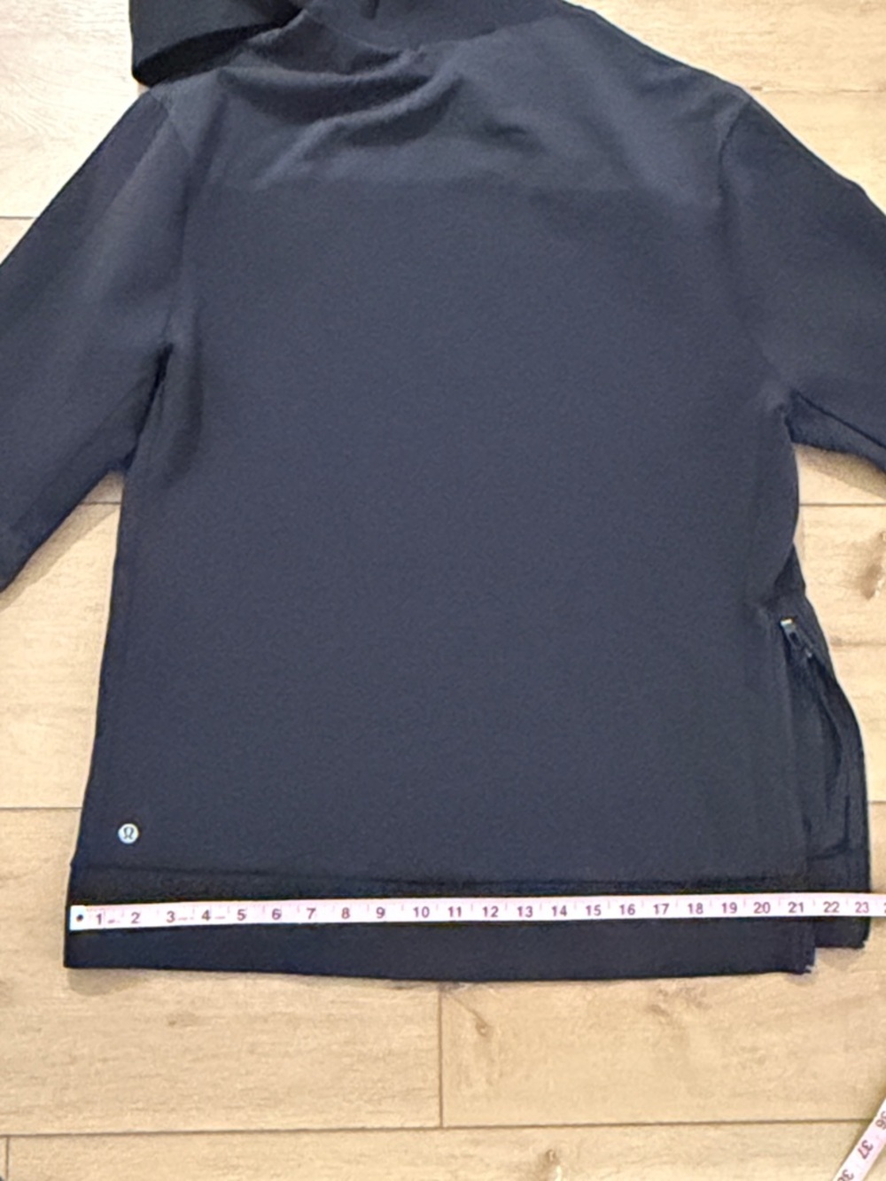 Lululemon Men's Black Hooded Pullover Sweatshirt - Picture 8 of 8